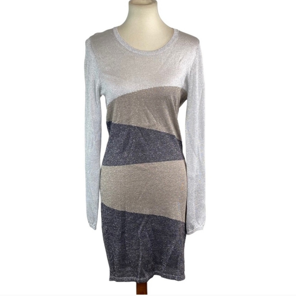 Venus~Knit Dress Size M